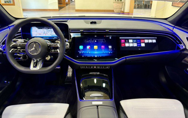 New 2026 Mercedes-Benz E 53 AMG e 4MATIC Sedan image 35