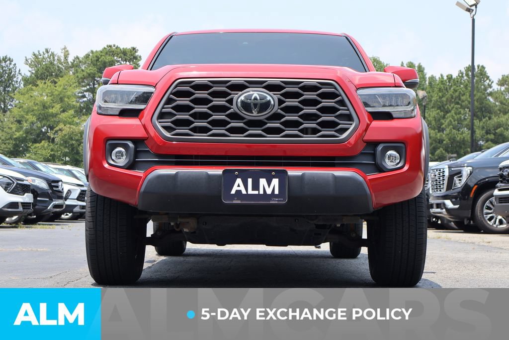 Used 2023 Toyota Tacoma TRD Off-Road w/ Technology Package RWD image 3