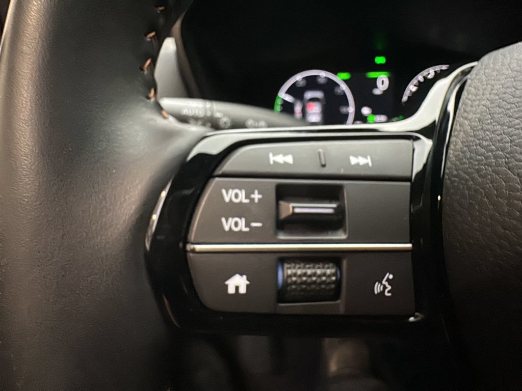 Certified 2025 Honda CR-V Sport Touring image 27