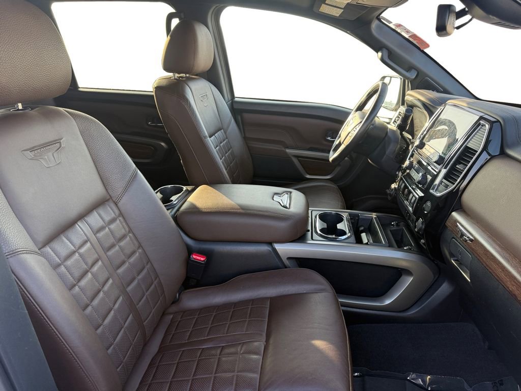 Used 2022 Nissan Titan Platinum Reserve w/ Moonroof Package image 17