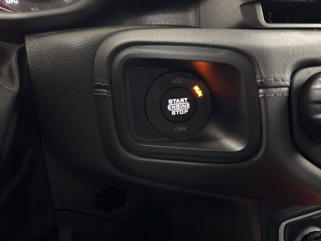 Used 2024 Jeep Wrangler Unlimited Sahara AWD/4WD image 14