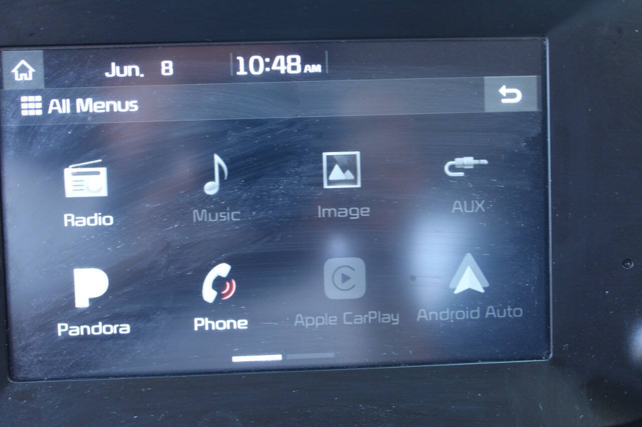 Used 2018 Kia Soul + FWD image 17