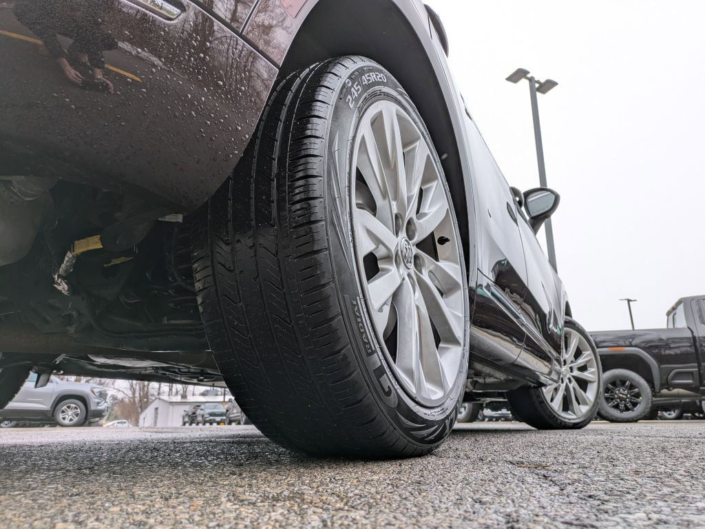 Certified 2023 Buick Envision Avenir AWD/4WD image 38