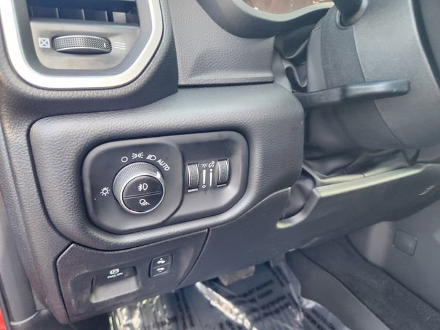 New 2026 RAM 1500 4x4 Crew Cab image 15