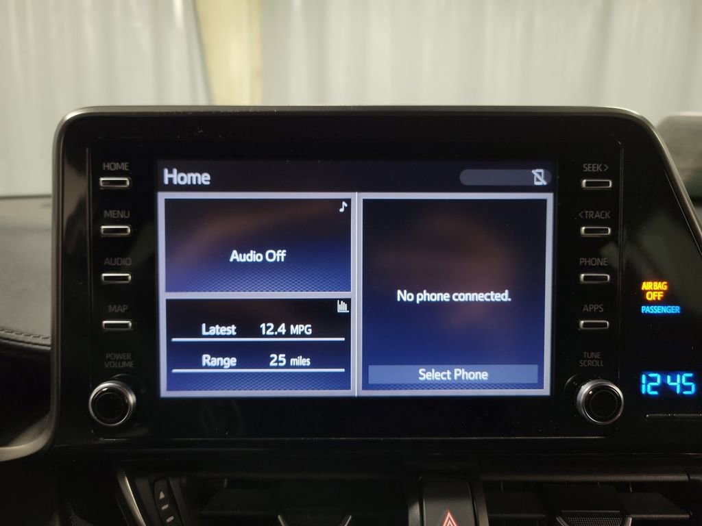 Used 2019 Toyota C-HR LE image 18