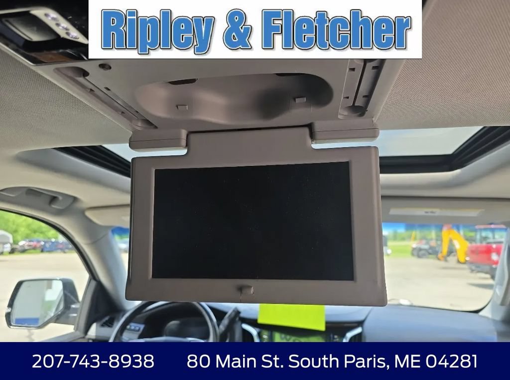 Used 2018 Cadillac Escalade ESV Premium Luxury AWD/4WD image 18