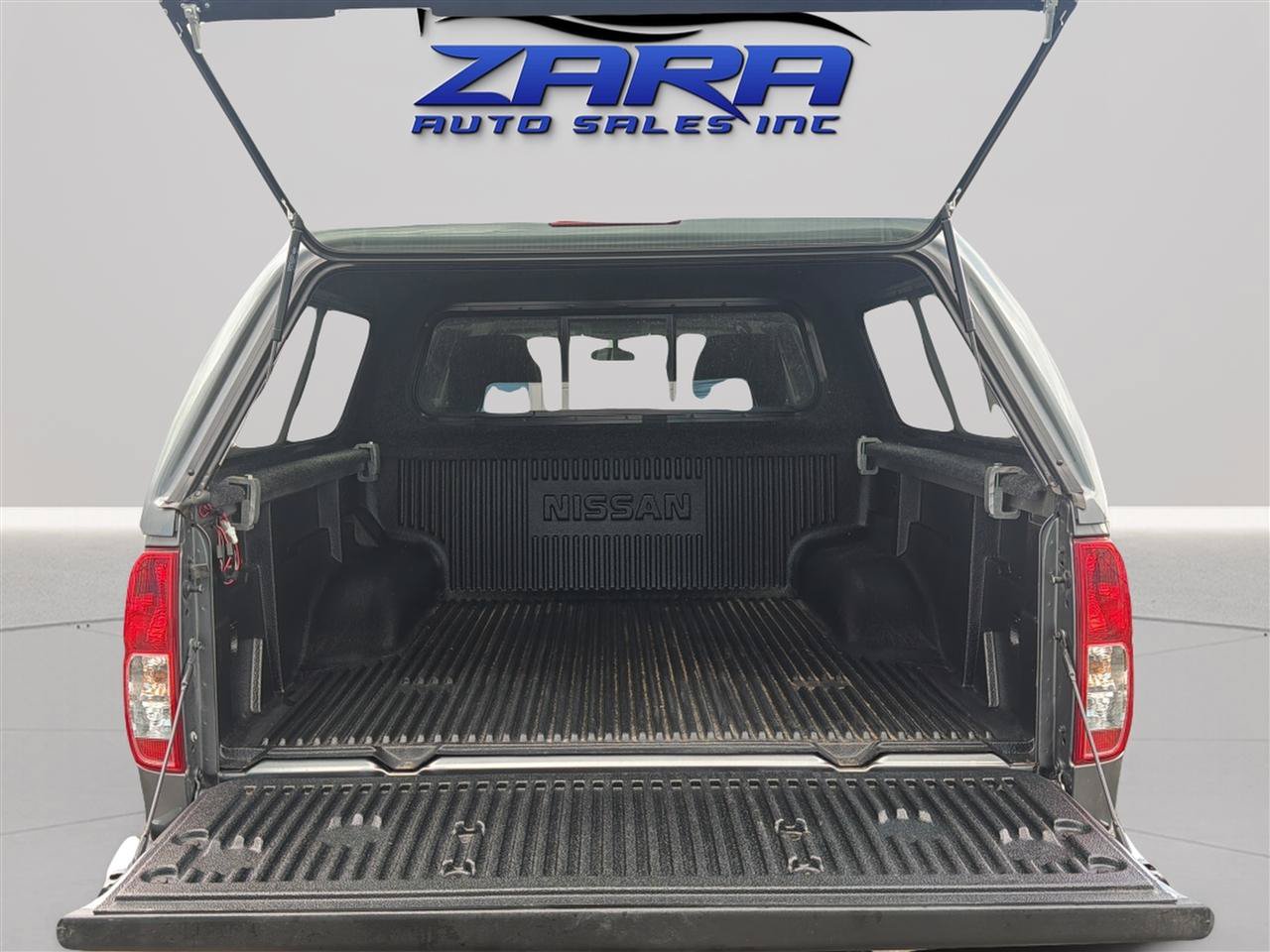 Used 2018 Nissan Frontier SV AWD/4WD image 28