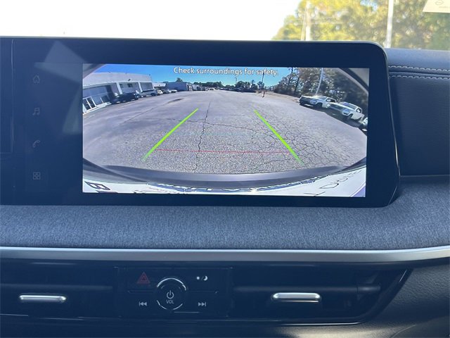 New 2026 Nissan Kicks SV w/ Illumination Package image 6