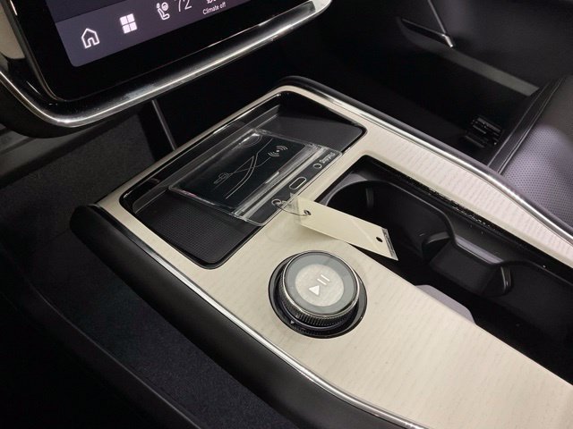 New 2026 Volvo EX90 Ultra AWD/4WD image 22