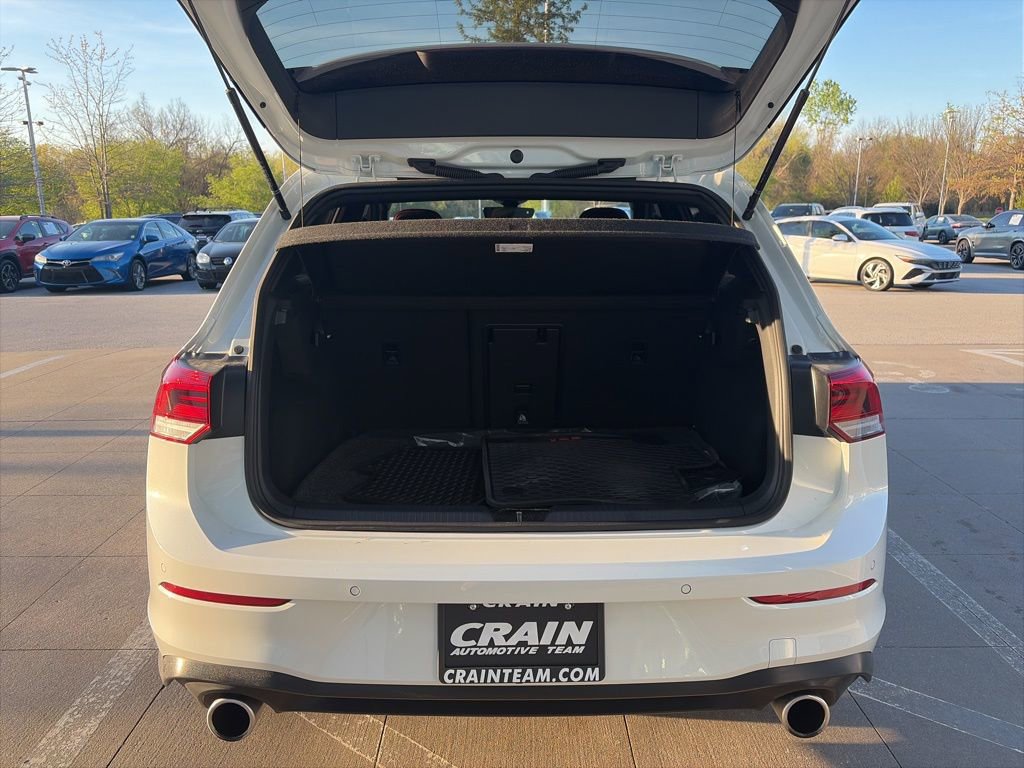 Used 2024 Volkswagen GTI SE FWD image 6