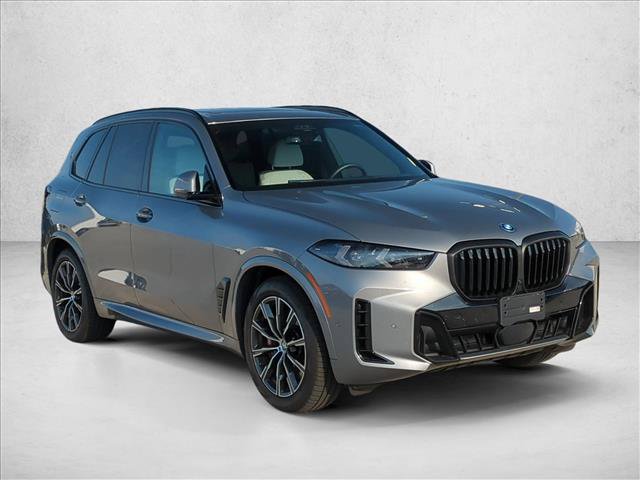 Certified 2026 BMW X5 xDrive50e w/ M Sport Package AWD/4WD image 3