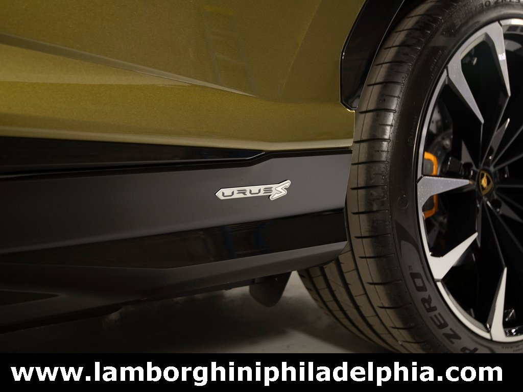 Used 2024 Lamborghini Urus S image 48