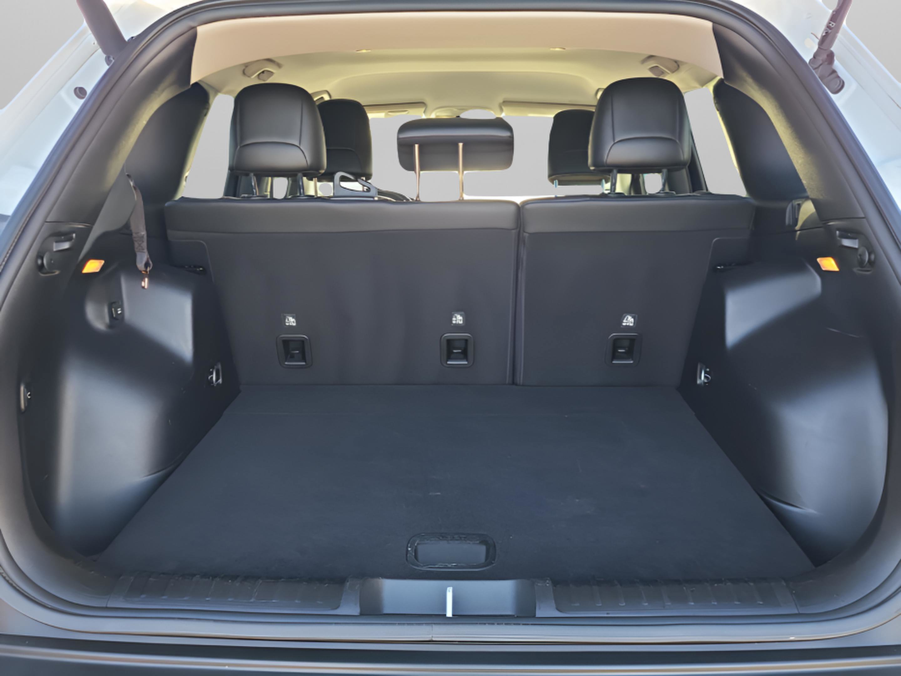 Used 2021 Jeep Cherokee Trailhawk w/ Comfort/Convenience Group image 28