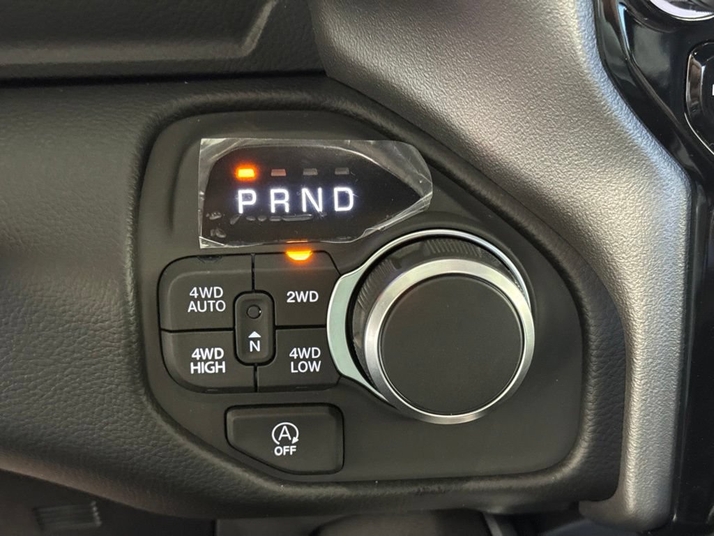 New 2027 RAM 1500 4x4 Crew Cab image 18