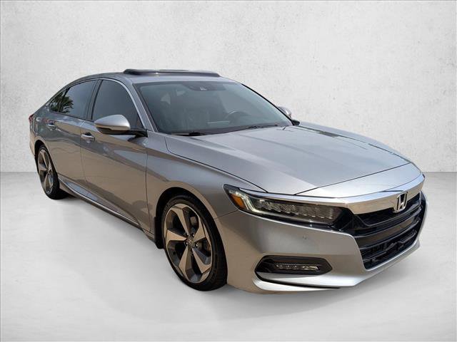 Used 2018 Honda Accord Touring image 3