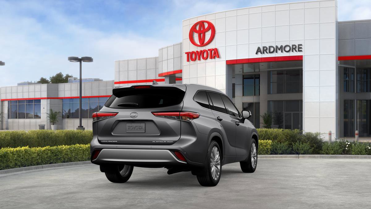 New 2026 Toyota Highlander Platinum image 28