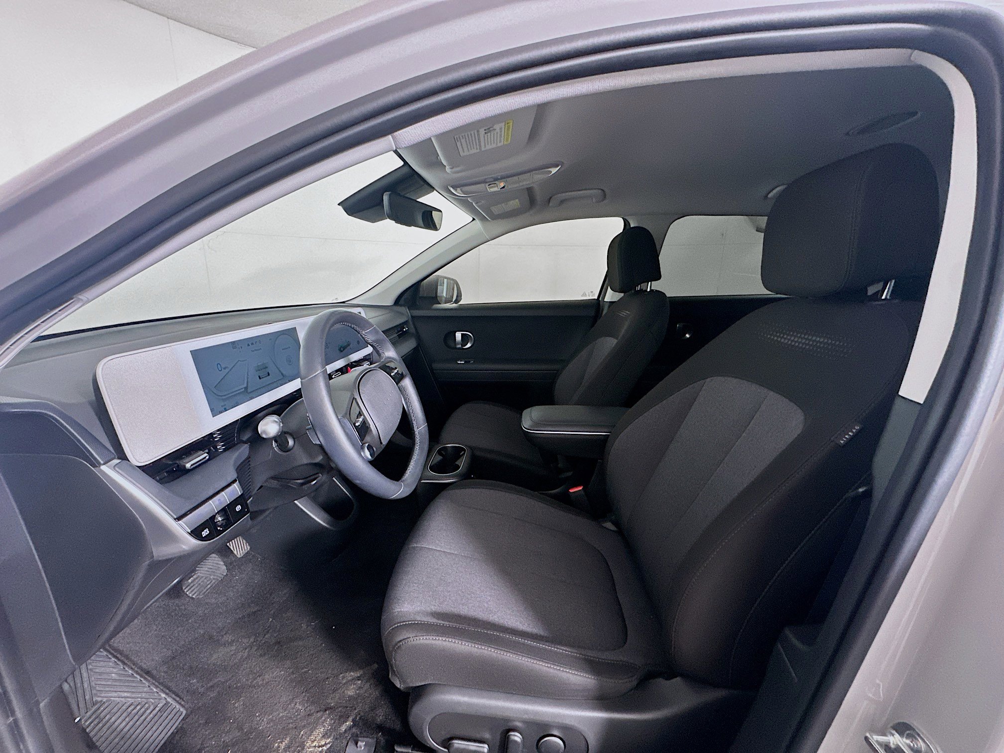 Used 2024 Hyundai Ioniq 5 SEL RWD image 13