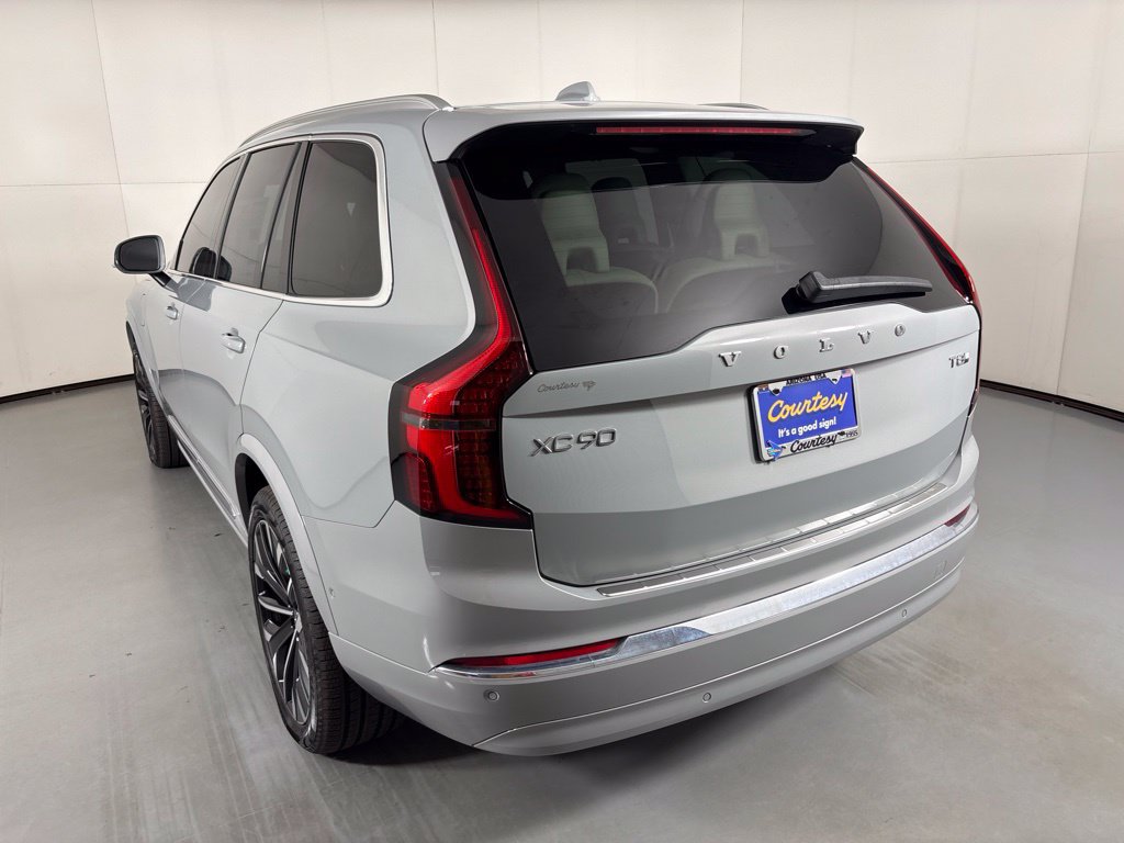 New 2026 Volvo XC90 T8 Ultra w/ Protection Package Premier AWD/4WD image 5