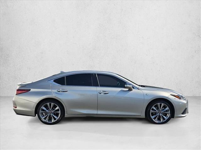 Used 2019 Lexus ES 350 F Sport w/ Accessory Package 2 FWD image 4