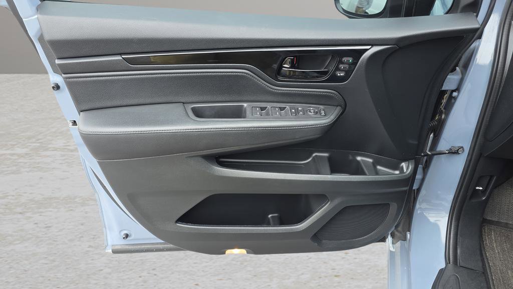 Used 2024 Honda Odyssey Touring image 9