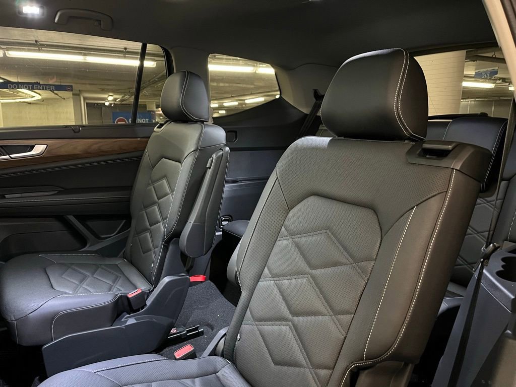 New 2026 Volkswagen Atlas SE image 18