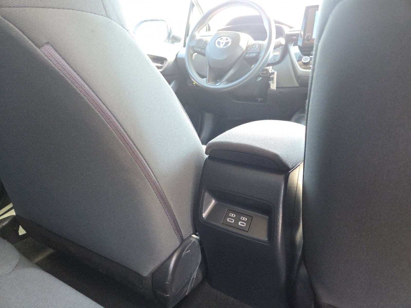 Used 2024 Toyota Corolla LE image 21