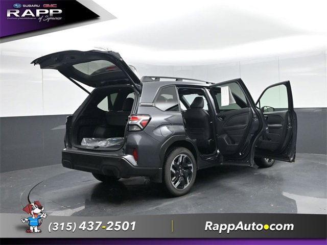 Used 2025 Subaru Forester Limited image 28