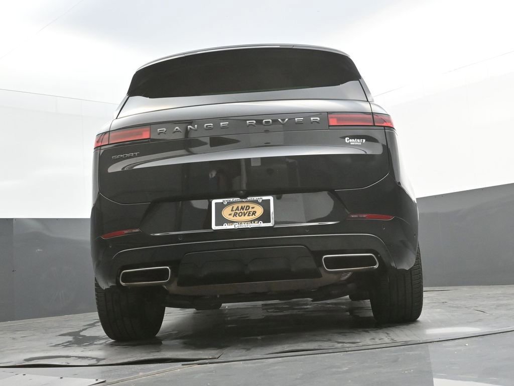 Used 2024 Land Rover Range Rover Sport Dynamic SE image 31