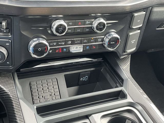 New 2026 Ford F250 Lariat w/ Black Appearance Package image 10