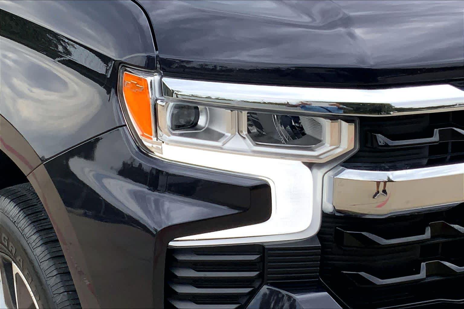 Used 2024 Chevrolet Silverado 1500 LT w/ Protection Package RWD image 27