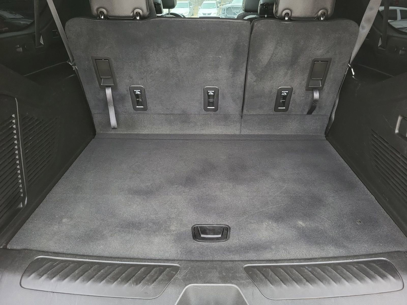 Certified 2023 GMC Yukon XL SLT image 26