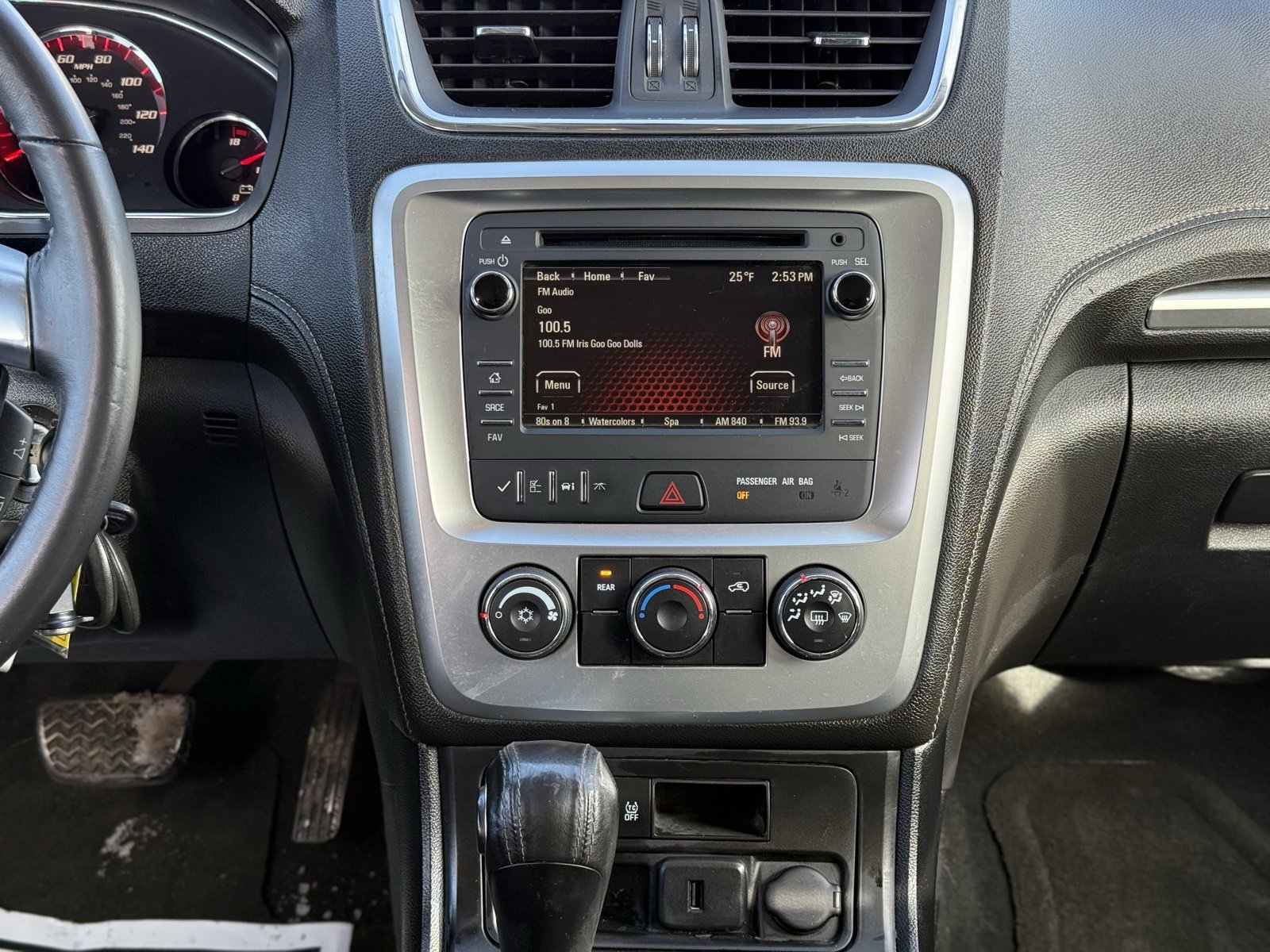 Used 2016 GMC Acadia SLE image 14