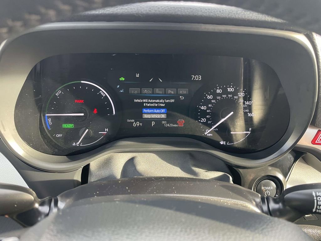 Used 2025 Toyota Sienna XLE image 37