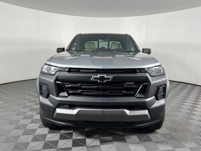 Used 2023 Chevrolet Colorado Trail Boss w/ Technology Package AWD/4WD image 5