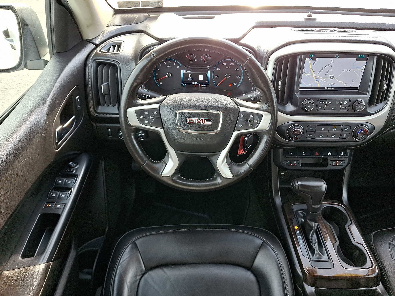 Used 2018 GMC Canyon SLT w/ Driver Alert Package image 11