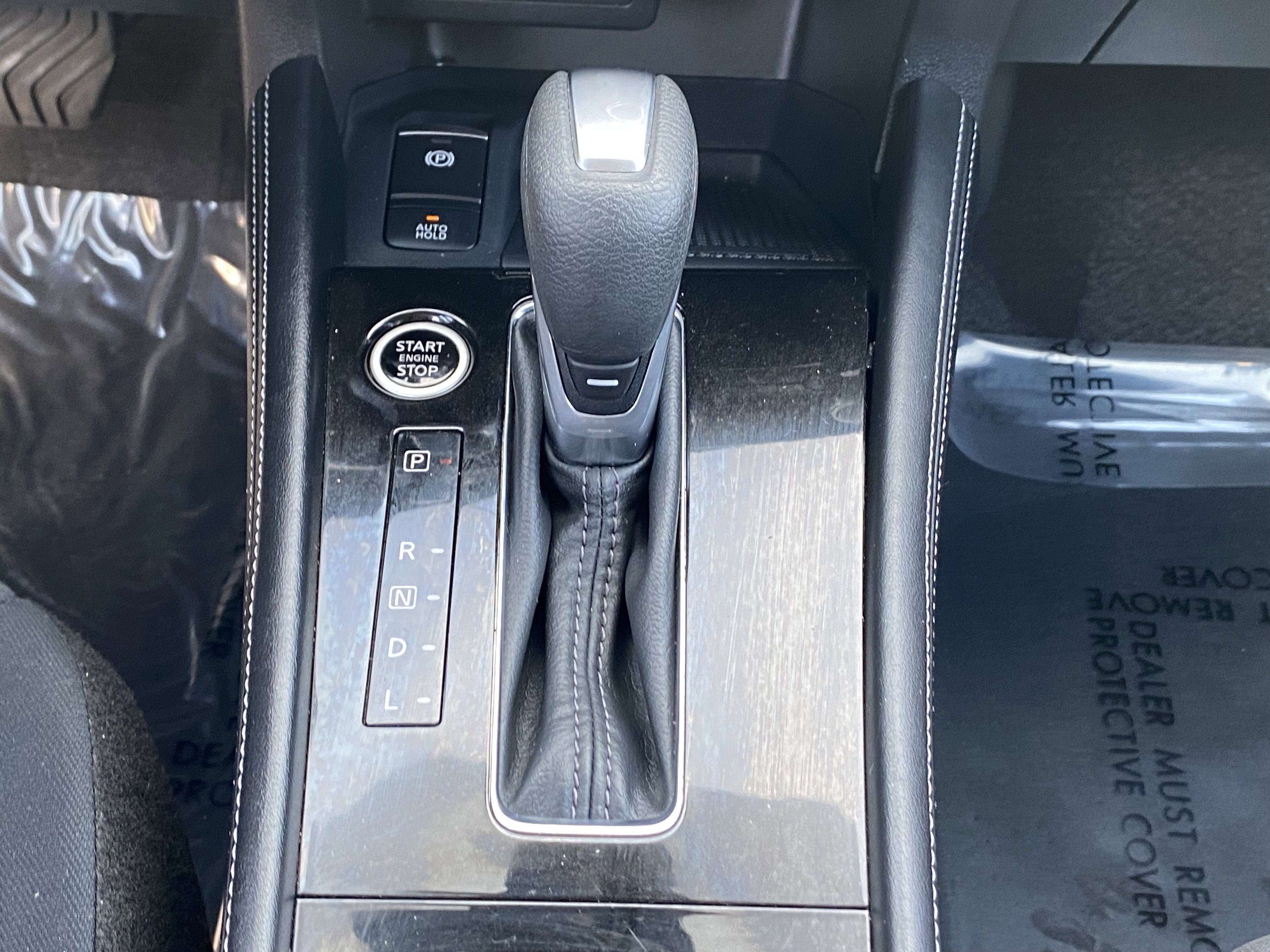 Certified 2024 Nissan Kicks SV FWD image 25