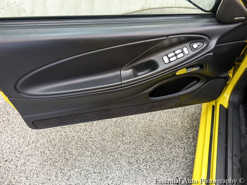 Used 2001 Ford Mustang GT RWD image 16