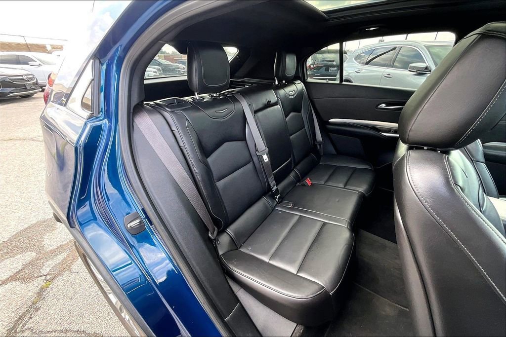 Used 2019 Cadillac XT4 Premium Luxury w/ Technology Package AWD/4WD image 37