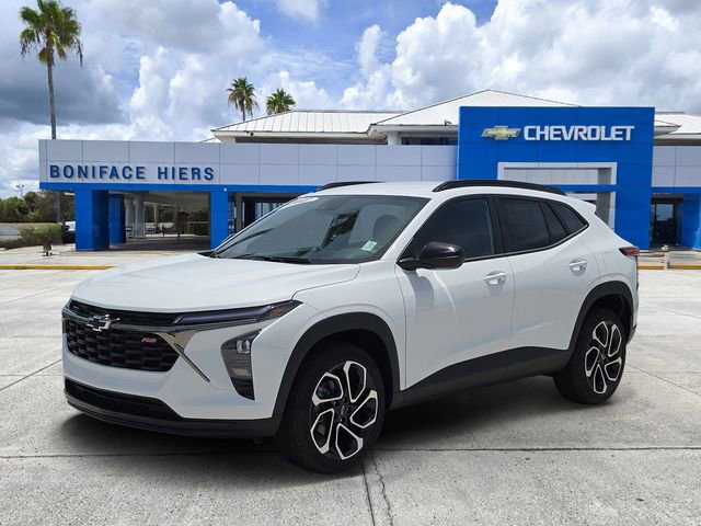 New 2026 Chevrolet Trax RS w/ Driver Confidence Package FWD image 2