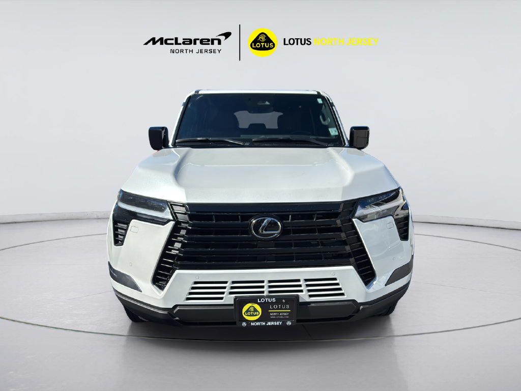 Used 2025 Lexus GX 550 w/ Accessory Package (2T) AWD/4WD image 2
