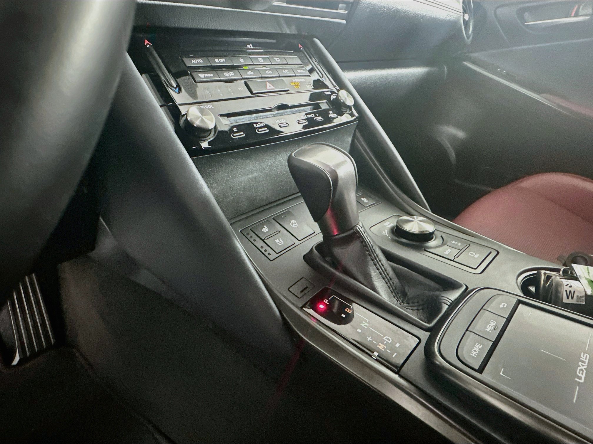Used 2024 Lexus IS 300 w/ Comfort Package RWD image 23