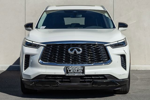 Used 2023 INFINITI QX60 Luxe AWD/4WD image 2