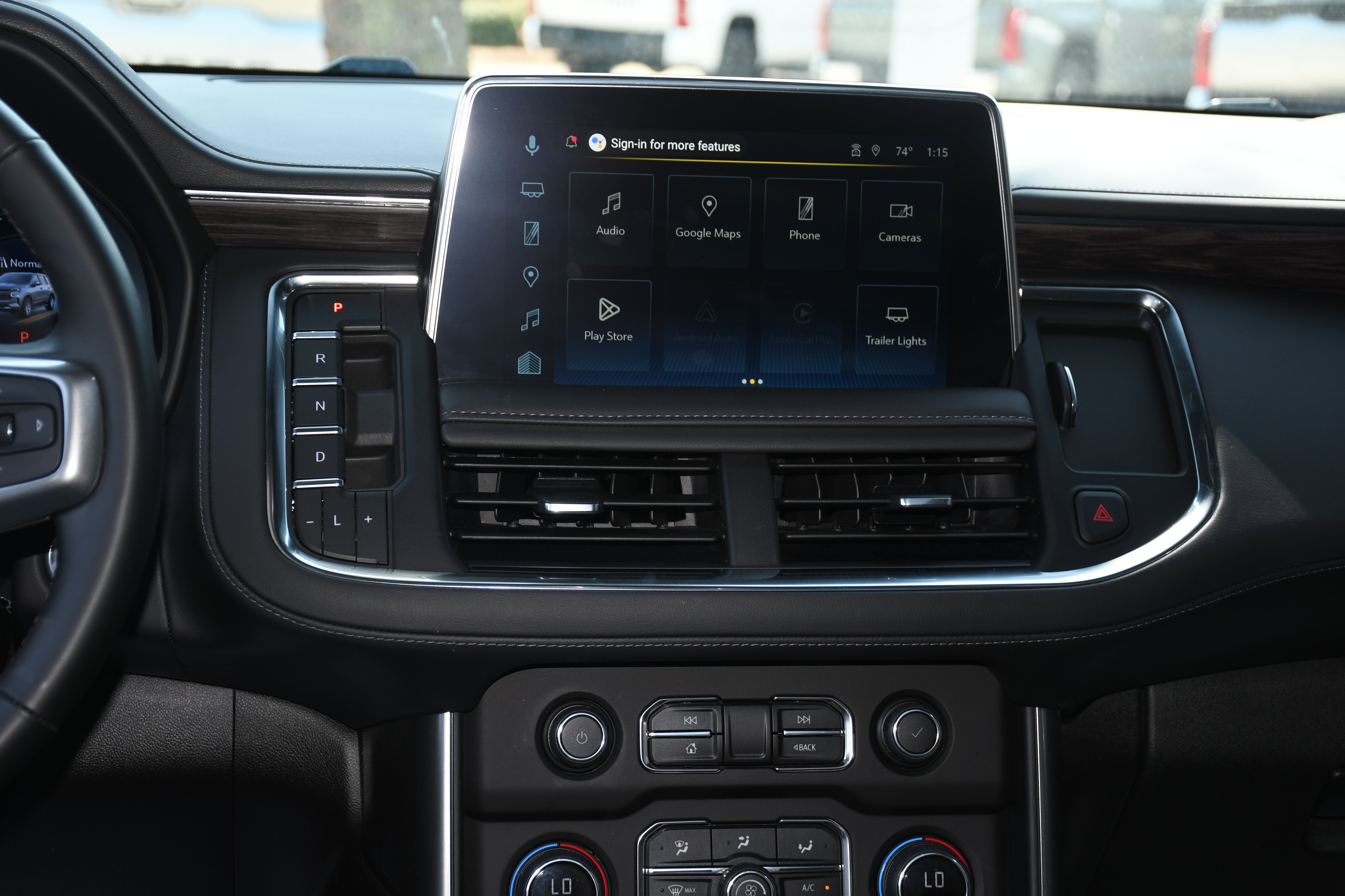 Used 2023 Chevrolet Tahoe Z71 w/ Luxury Package image 19