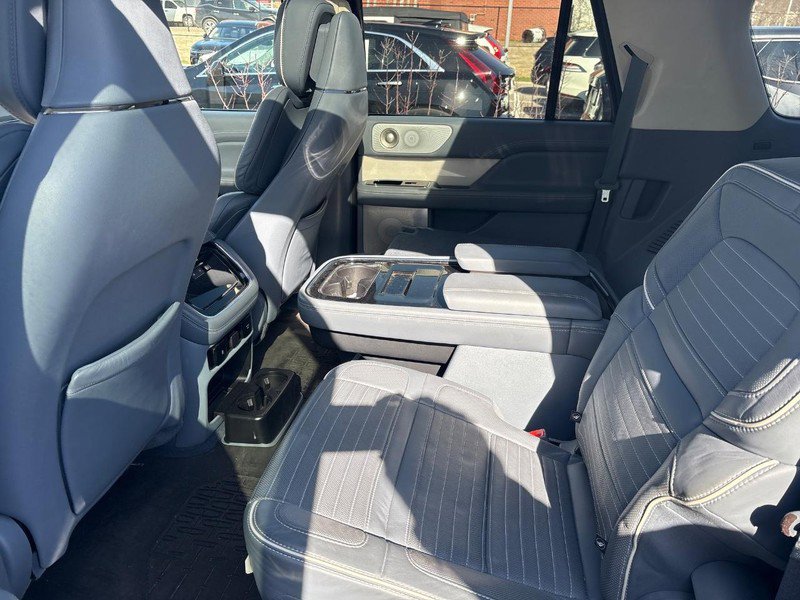 Certified 2023 Lincoln Navigator L Black Label AWD/4WD image 6