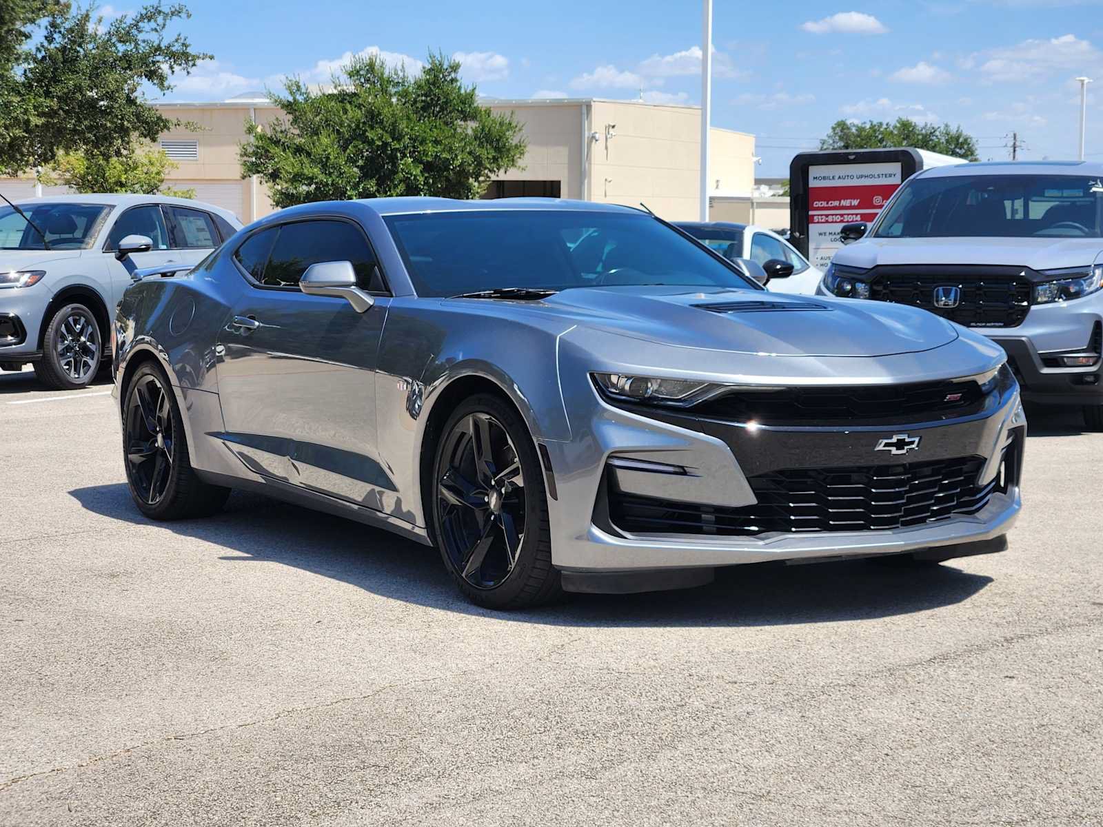 Used 2019 Chevrolet Camaro SS RWD image 3