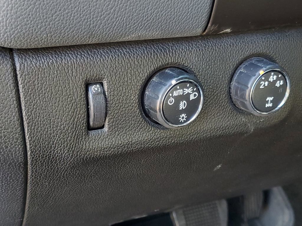 Used 2016 Chevrolet Colorado Z71 AWD/4WD image 13