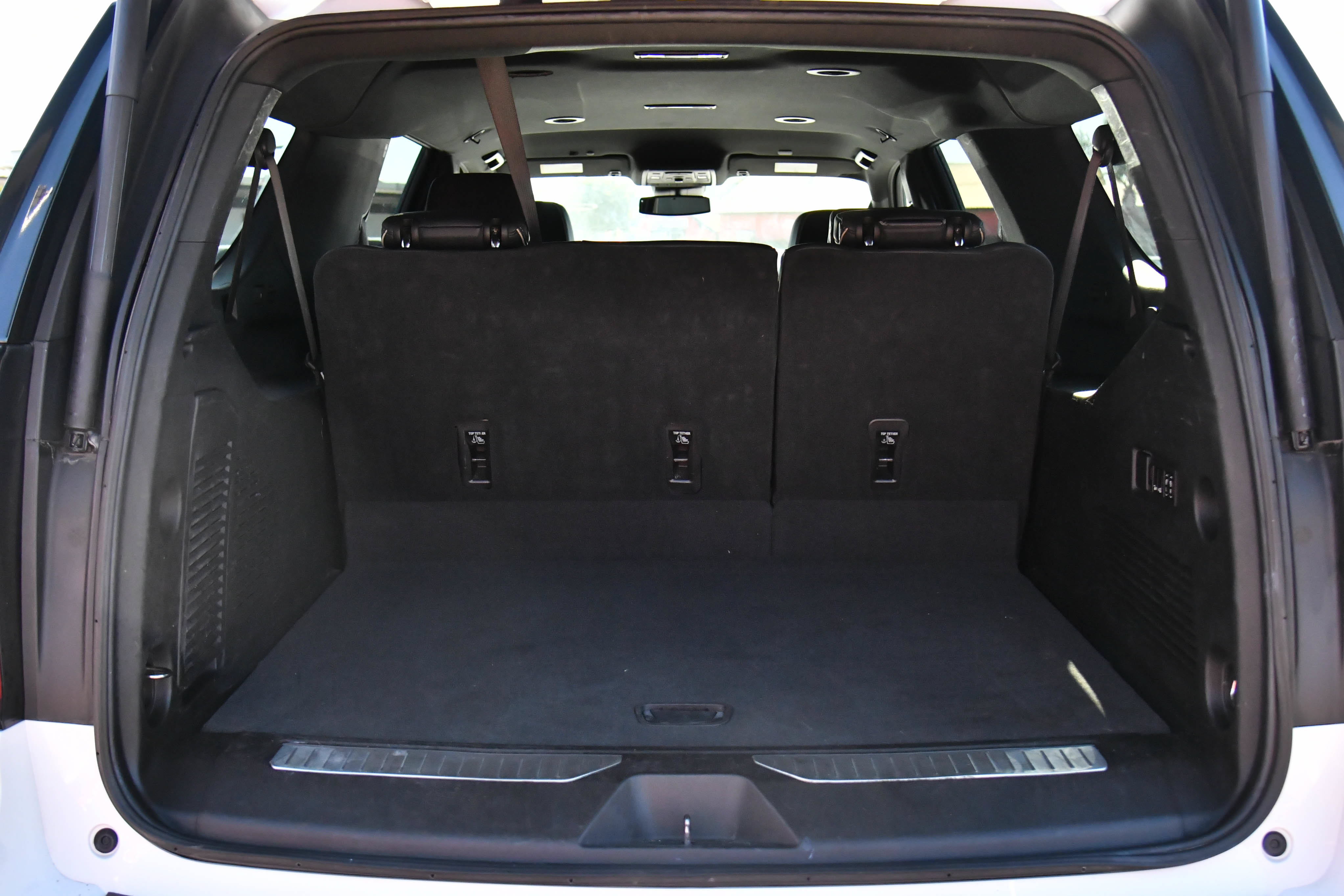 Used 2023 Chevrolet Suburban Premier RWD image 45