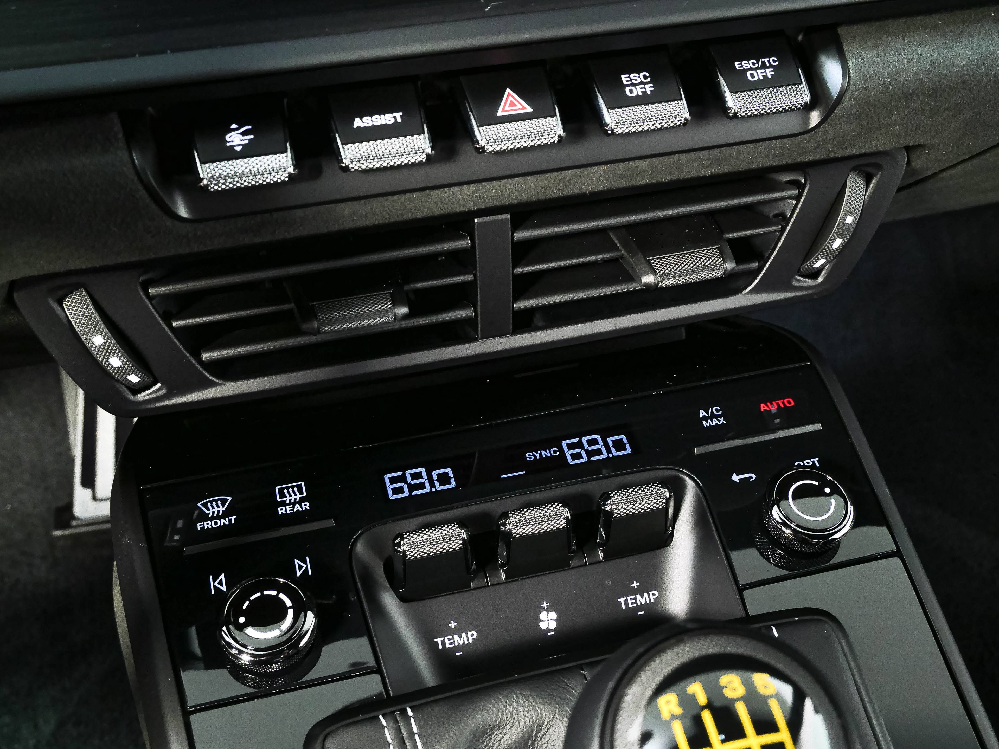 Certified 2026 Porsche 911 GT3 RWD image 18