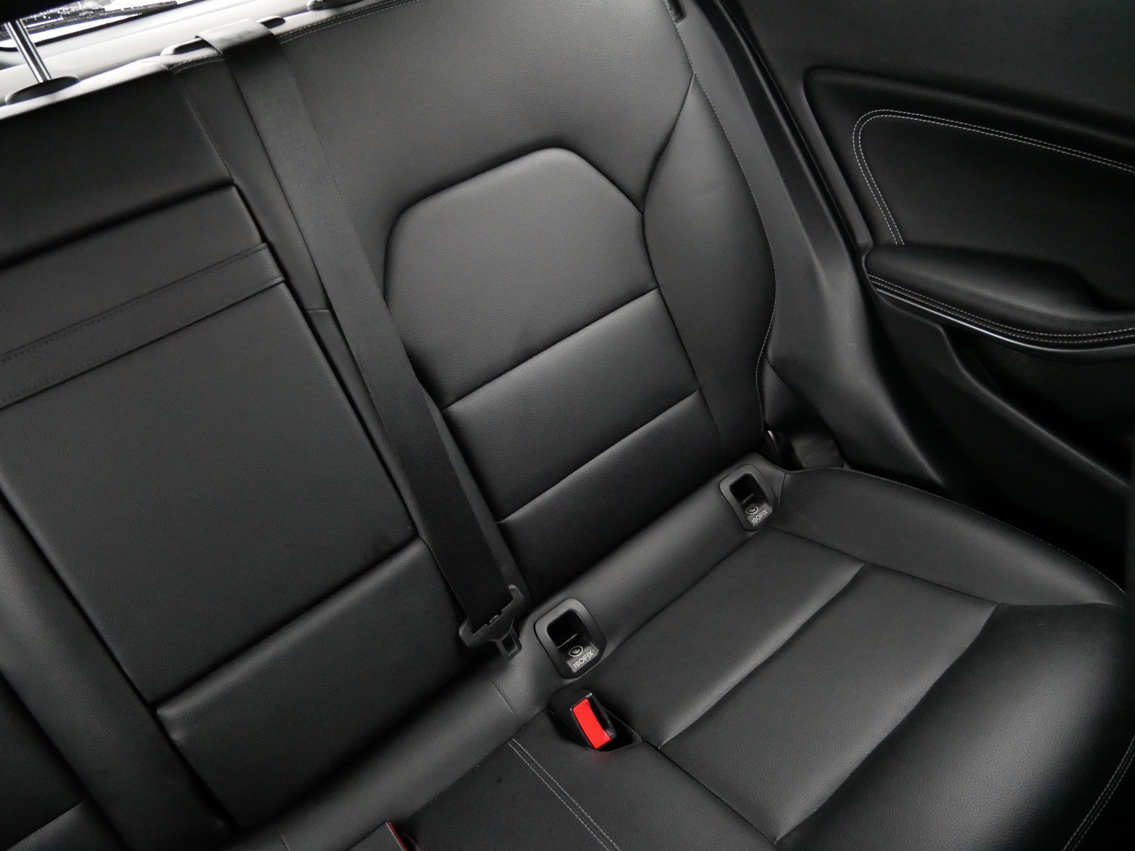 Used 2019 Mercedes-Benz GLA 250 4MATIC image 14