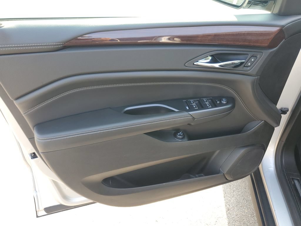 Used 2014 Cadillac SRX Luxury FWD image 8